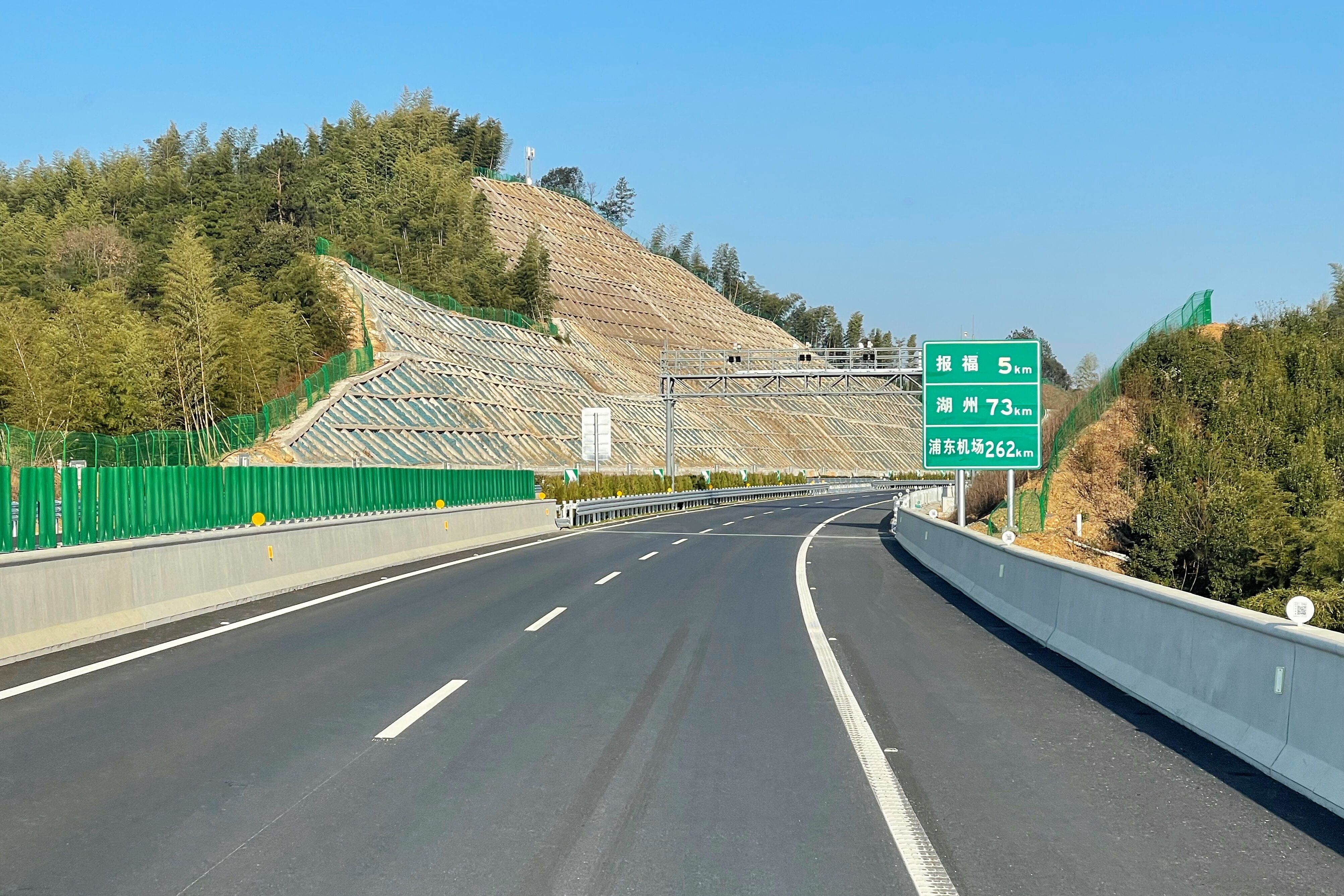 1640933175526910.jpg 1640933175526910.jpg